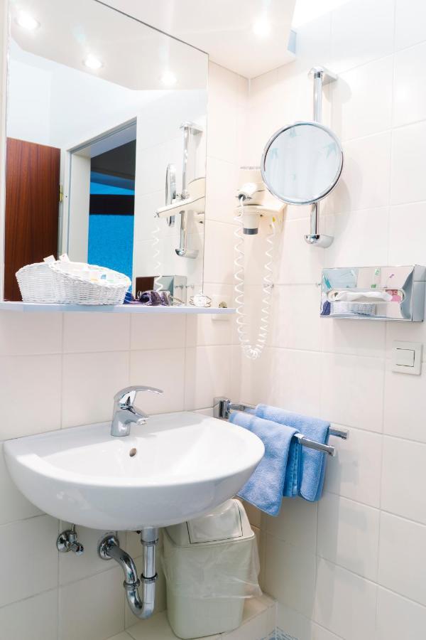בורקום Aparthotel Kachelot מראה חיצוני תמונה